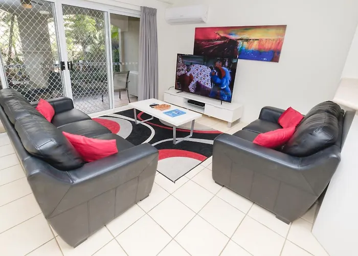 Sanctuary Lake Apartments